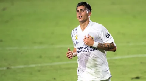 LA Galaxy finalizó las negociaciones con Pavón: debe volver a Boca