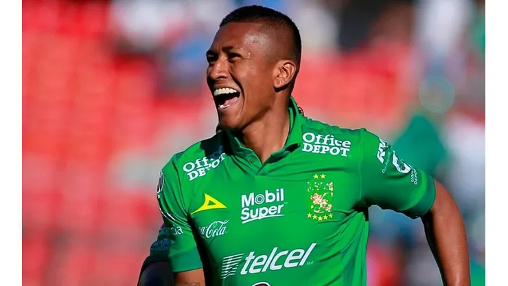 Pedro Aquino salió de Sporting Cristal en Perú.