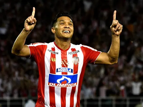 Con su salario: los tres equipos del FPC que podrían contratar a Teo Gutiérrez