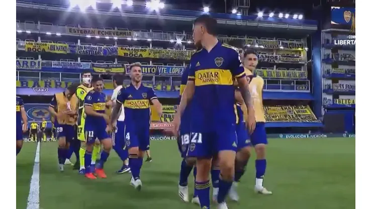 Así se fueron los jugadores de Boca al vestuario tras ganarle a Racing