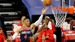 Russell Westbrook se luce en su debut con Washington Wizards