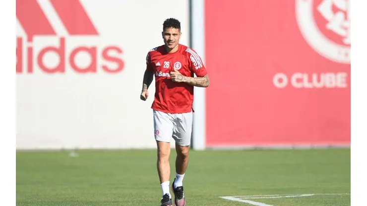 Paolo Guerrero volvió a entrenar en el Inter.