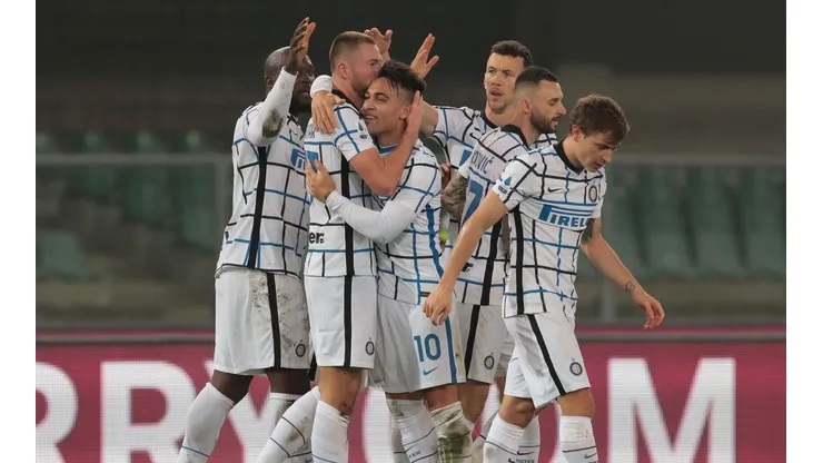 Inter ganó ante Hellas Verona y es puntero de la Serie A al menos hasta que juegue Milan