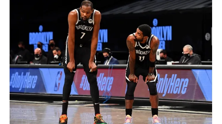 Durant e Irving en triunfo de Brooklyn Nets a Golden State Warriors