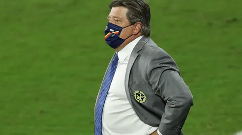 Opciones nacionales y extranjeras para suplir a Miguel Herrera