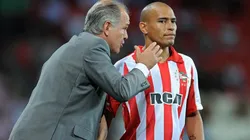 Alejandro Sabella dirigiendo a Estudiantes de La Plata.