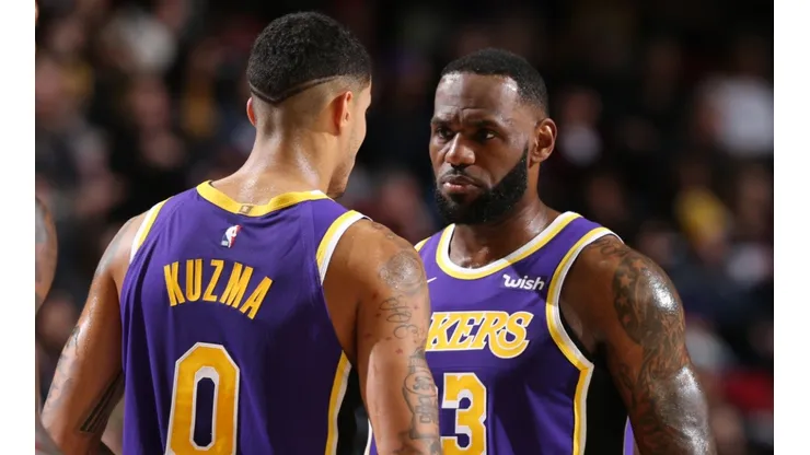 Kyle Kuzma y LeBron James