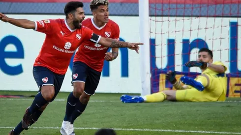 El festejo de Silvio Romero.