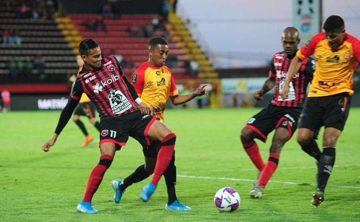 Alajuelense vs. Herediano EN VIVO y EN DIRECTO por la Liga Promerica ...