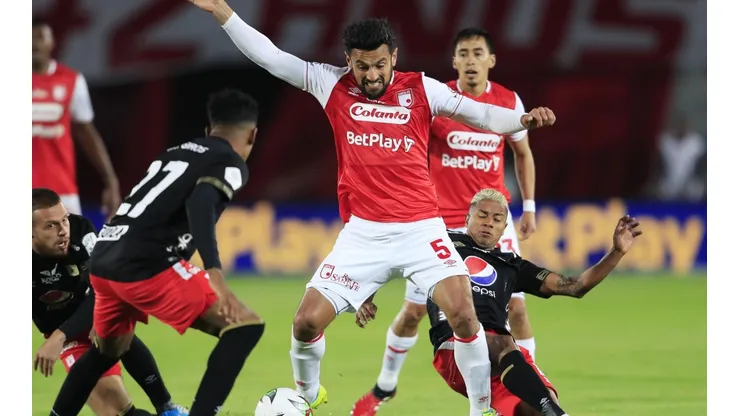 Alineaciones probables de América y Santa Fe para la final de ida