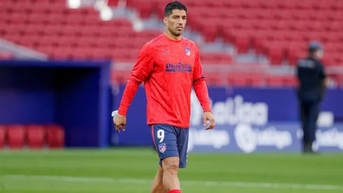 En Italia afirman que Suárez ya había firmado un preacuerdo con la Juventus