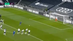 Video: Vardy metió gol de penal ante Tottenham