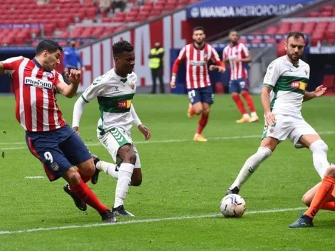 Solo Luis Suárez: le erró tan bien al balón que fue gol del Atlético Madrid