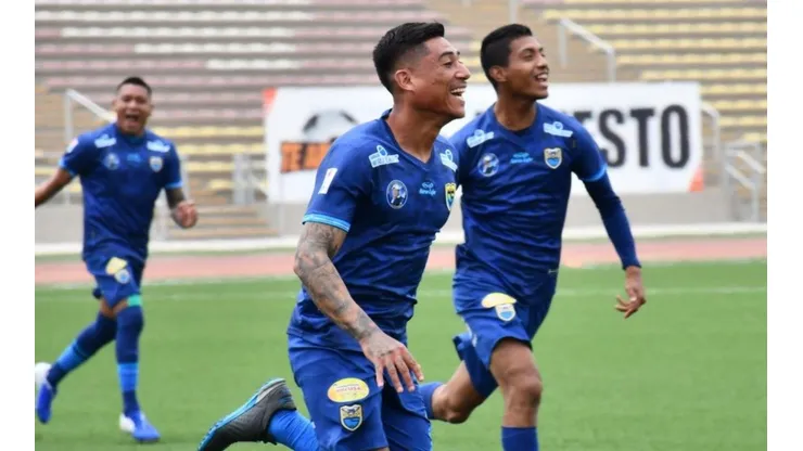Carlos Stein solo recibió multa económica y podrá disputar la Liga 1.