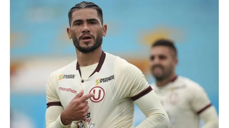 Jonathan Dos Santos es el goleador de la 'U' en la temporada.