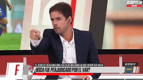 Para Closs, "el VAR se transformó en un jardín de infantes"