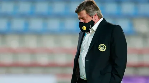 Miguel Herrera fue criticado por la afición de América.