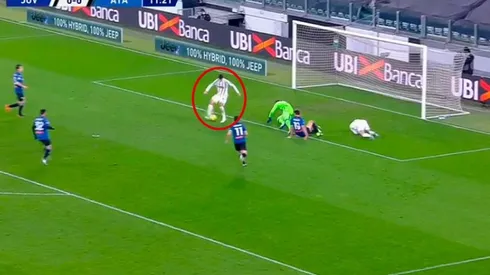 Insólito: Morata tenía el arco libre y erró un gol inexplicable