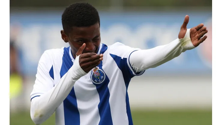 Joao Maleck ya piensa en su regreso al futbol