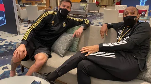 André-Pierre Gignac y Thierry Henry reunidos en Orlando.