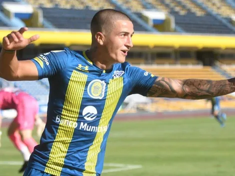 Rosario Central vapuleó a Patronato y se trepó a lo más alto de su grupo