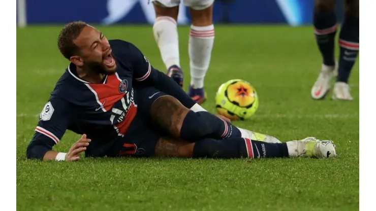 Parte médico de Neymar: PSG anunció que se trata de un esguince
