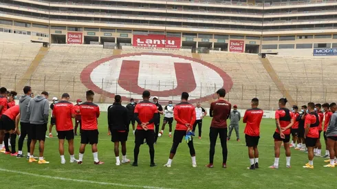 Universitario de Deportes viene entrenando en el Monumental.