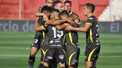 El festejo de los jugadores de Defensa y Justicia.