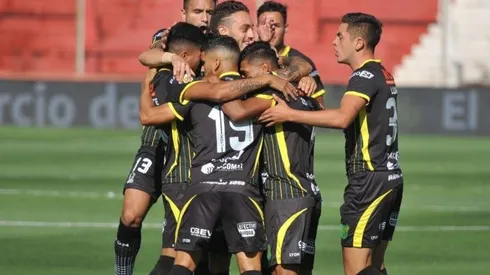 El festejo de los jugadores de Defensa y Justicia.