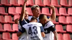 La celebración de los jugadores de Gimnasia.