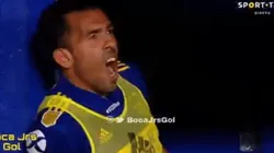 La cámara captó a Tevez pegándose un terrible bostezo antes del entretiempo