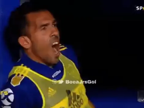 La cámara captó a Tevez pegándose un terrible bostezo antes del entretiempo