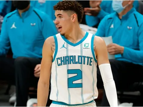 ¿LaMelo o Mahomes? La asistencia de Ball al mejor estilo NFL