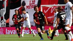 Así festejó su tanto Jerónimo Cacciabue.