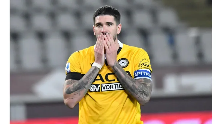 Combinación argentina para un golazo del Udinese: asistencia de Roberto Pereyra y zapatazo de Rodrigo de Paul