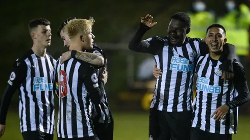 Rodrigo Vilca anotó el 2-0 parcial del Newcastle sobre el Stoke City.