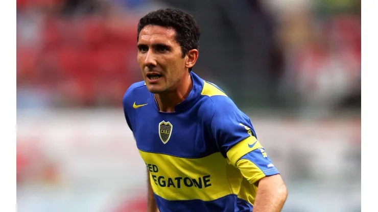 Diego Cagna con la camiseta de Boca Juniors.