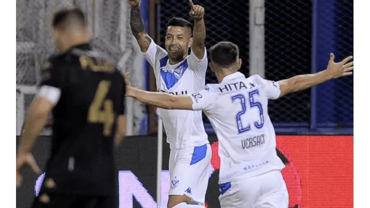 Vélez se impuso por 2-1 en el José Amalfitani.