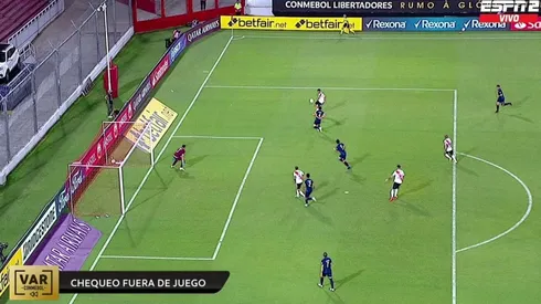 La noche de las polémicas: Zuculini puso el 2 a 0 para River en una de las últimas