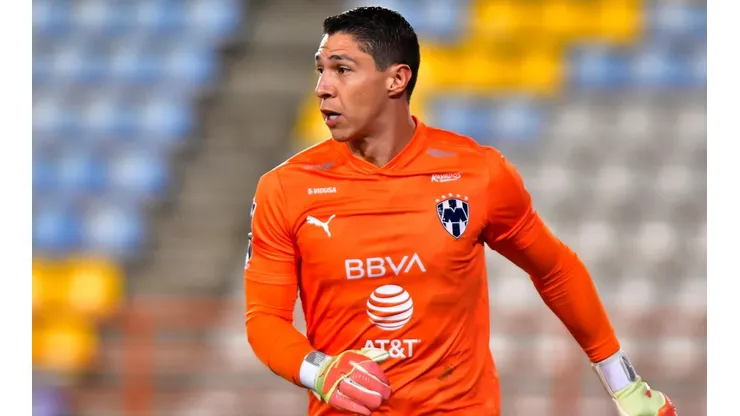 Hugo González podría tener competencia en Rayados