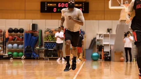 James Harden no ha vuelto a entrenar con Houston Rockets