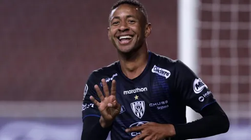 Gabriel Torres tiene 32 años.