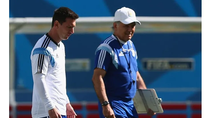 El mensaje de Messi para despedir a Sabella: "Aprendí mucho de él"