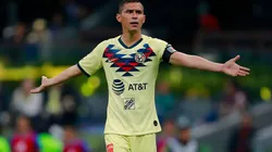 Santiago Baños trató de mentiroso a Paul Aguilar.