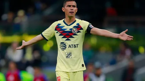 Santiago Baños trató de mentiroso a Paul Aguilar.