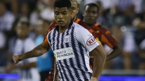 Wilder Cartagena fue capitán de Alianza Lima en varios partidos del 2019.
