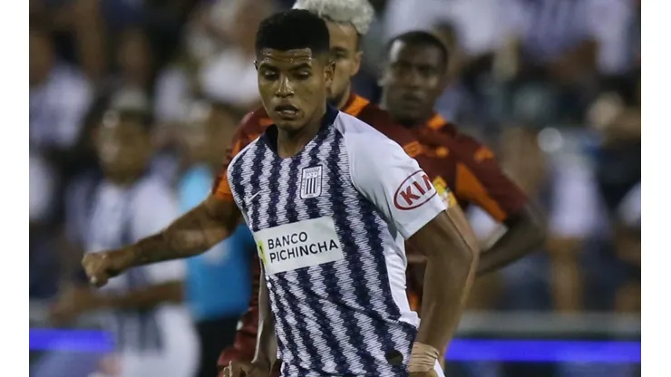 Wilder Cartagena fue capitán de Alianza Lima en varios partidos del 2019.