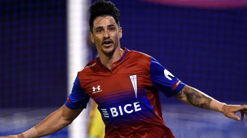 El festejo de gol de Fernando Zampedri.