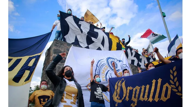 La porra de Pumas alentó de cerca a su equipo. Fuente: Jam Media