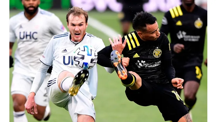 Acción de juego del partido Columbus Crew vs. New England Revolution